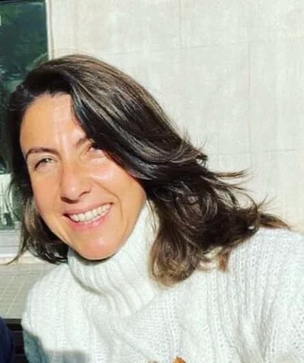 Retrato de Sandra Gómez Villacastín, psicóloga en Barcelona