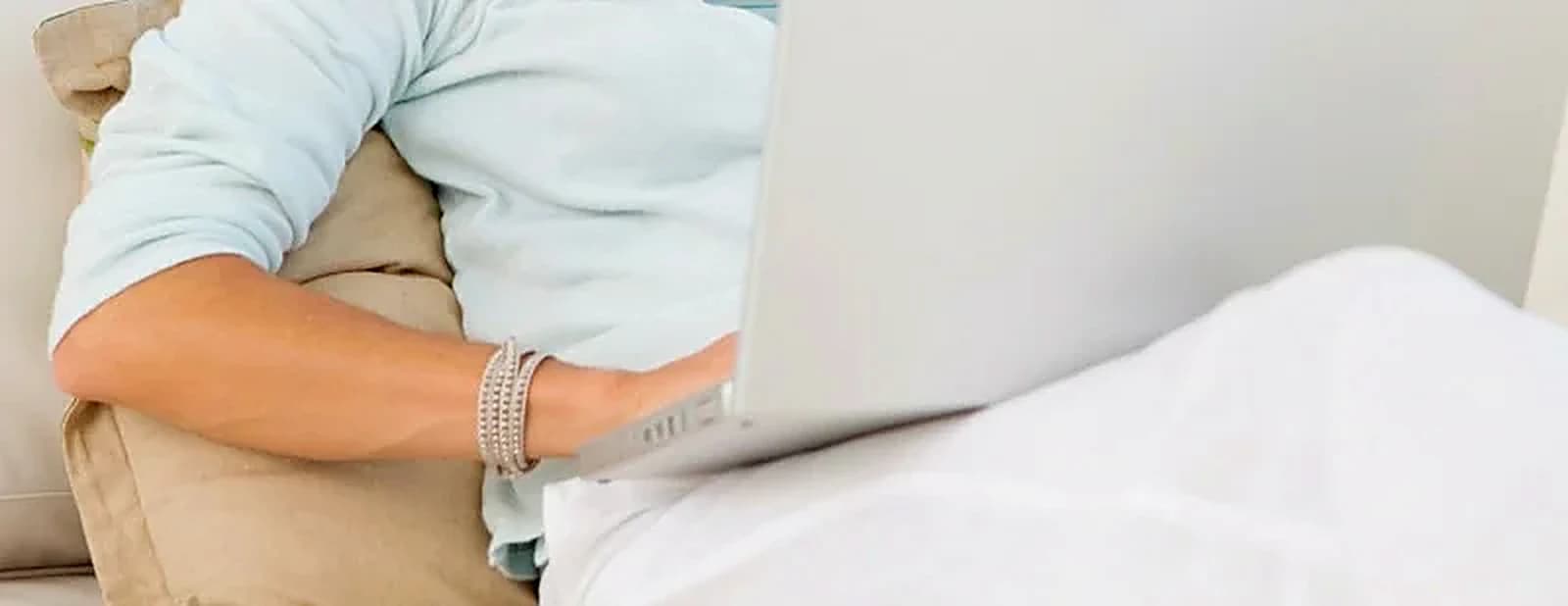 Online therapy session by video call, with Sandra Gómez